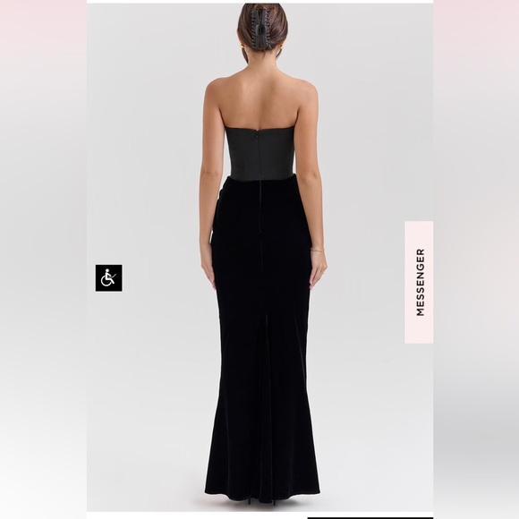 PERSEPHONE
BLACK VELVET STRAPLESS CORSET MAXI DRESS - Picture 4 of 7